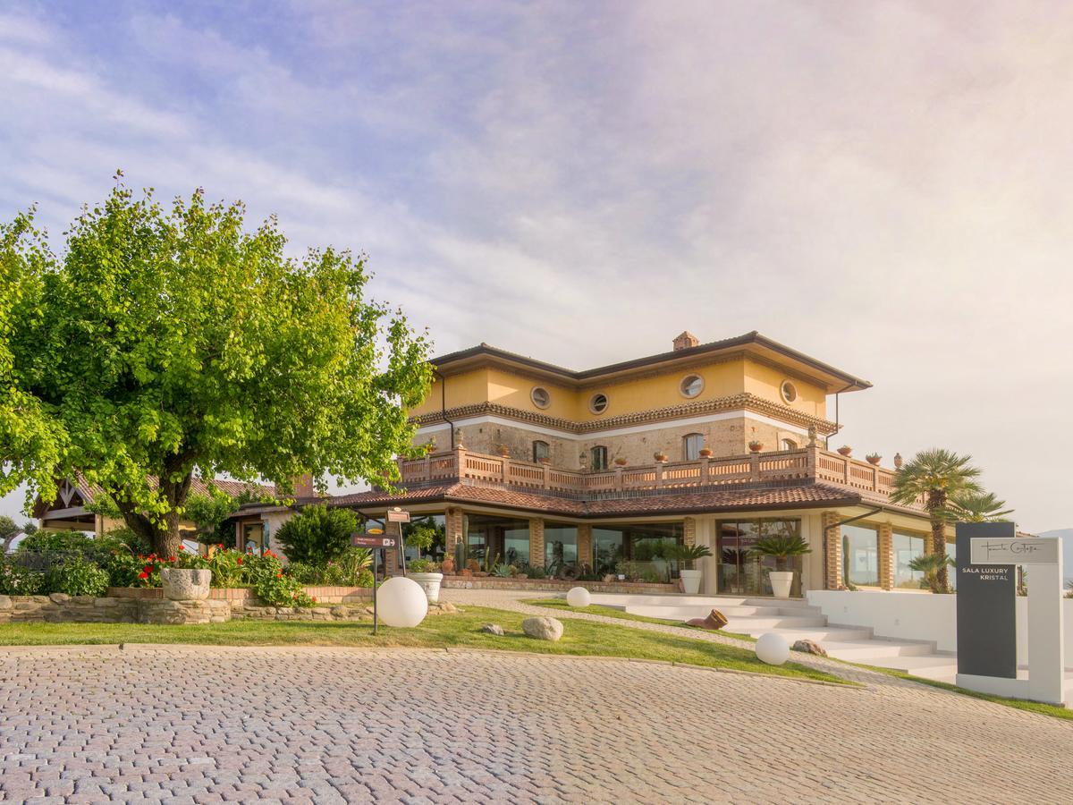 Una Hotels Tenuta Contessa Farm & Spa Cosenza Монтальто-Уффуго Экстерьер фото